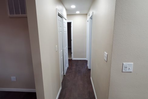 Duplex 3 Hallway